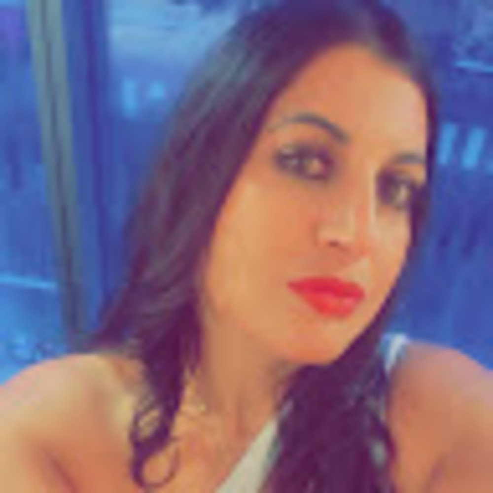 Meet your Posher, Beatriz